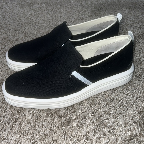 Franko Sarto Maldives Black Canvas Slip-on sneakers - Picture 6 of 9